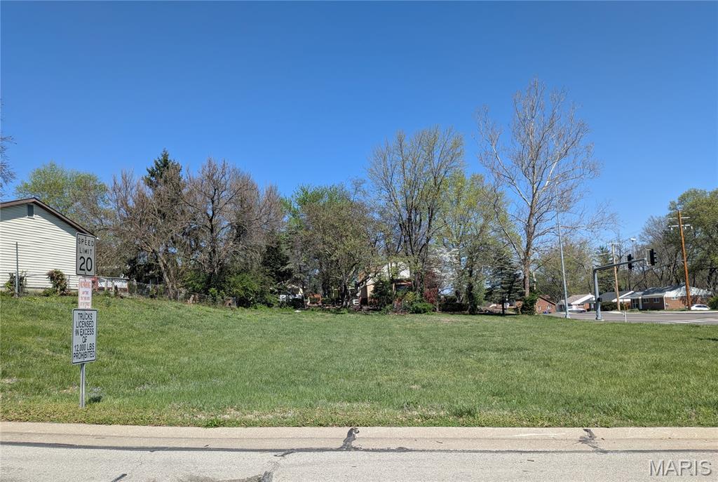 1411 N Florissant Road Property Photo 3