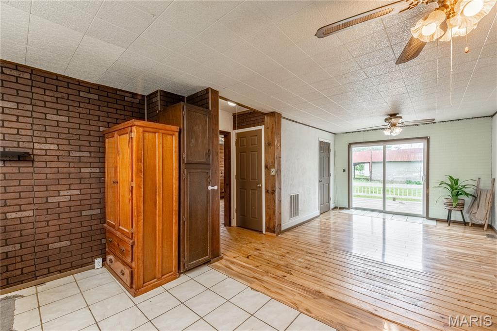 605 Third Street Property Photo 18