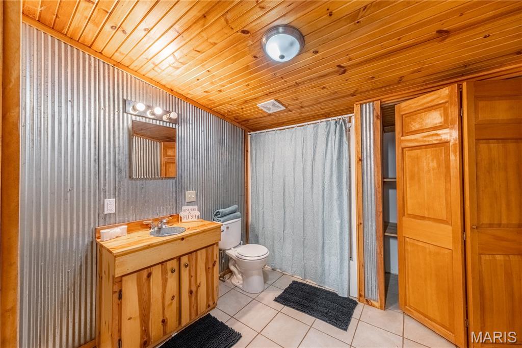 605 Third Street Property Photo 26