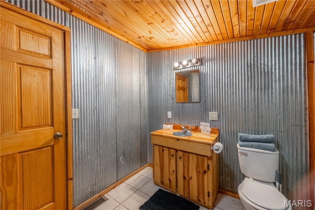 605 Third Street Property Photo 27