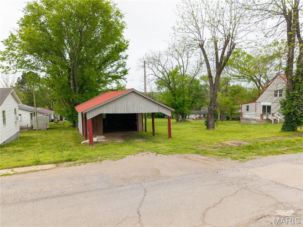 605 Third Street Property Photo 36