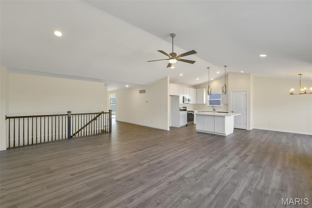 719 Grindstone Drive Property Photo 18