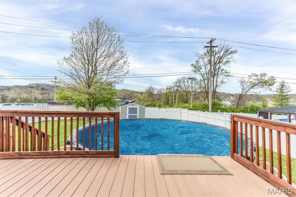 112 Trailing Oak Court Property Photo 14