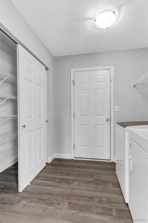112 Trailing Oak Court Property Photo 42