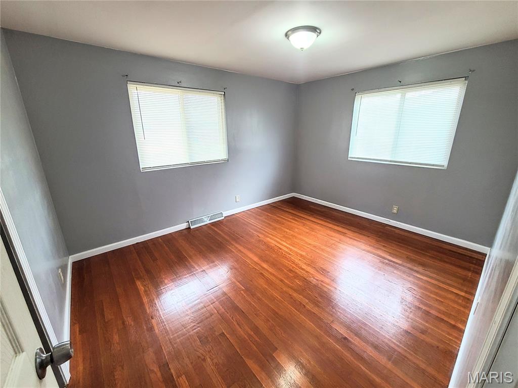 26021140 Property Photo 13