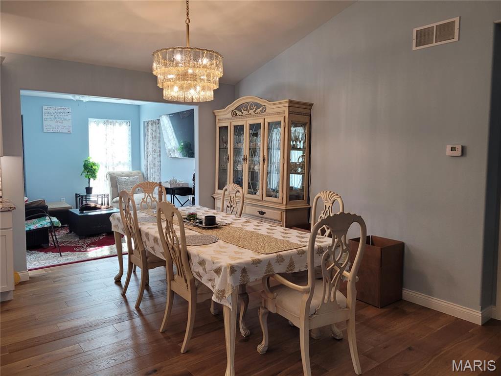 1134 Redwing Court Property Photo 6