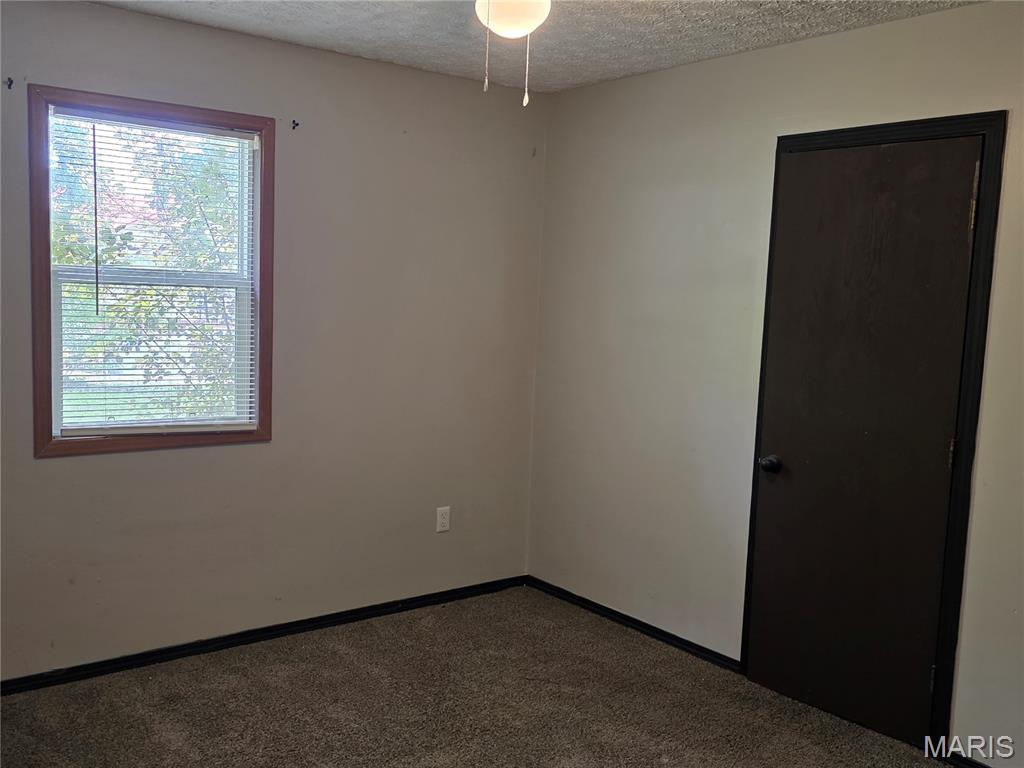 22040 Harlan Lane Property Photo 11