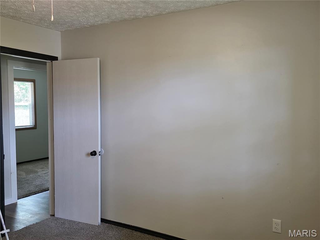 22040 Harlan Lane Property Photo 12