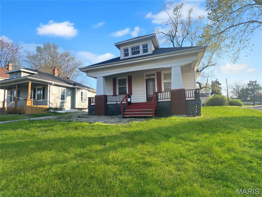 400 Rebecca Avenue Property Photo 1
