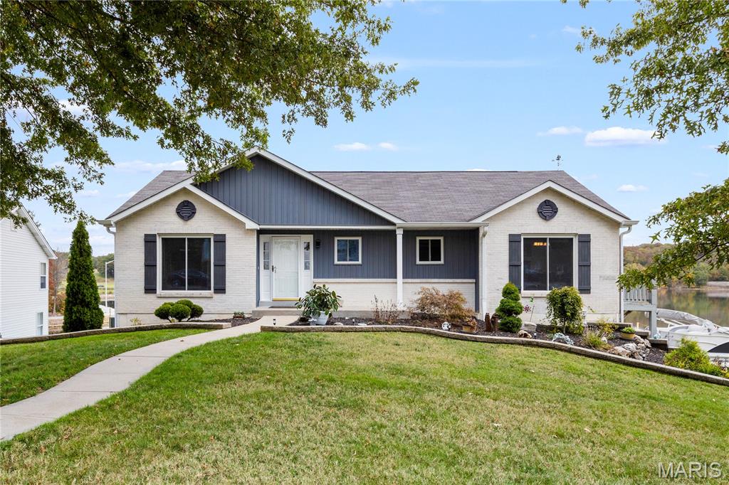 10107 Greenbriar Court Property Photo 1