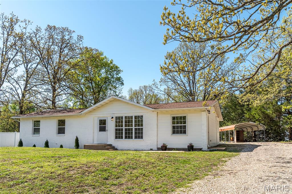2640 Highway H Property Photo 1