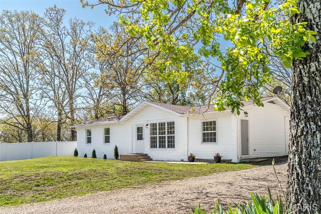 2640 Highway H Property Photo 2