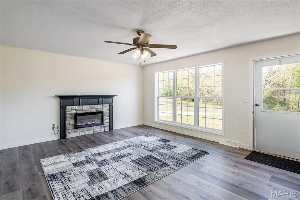 2640 Highway H Property Photo 5