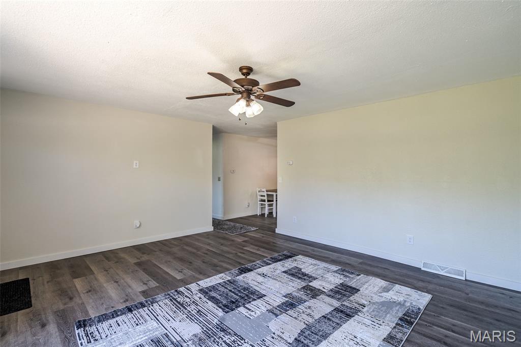 2640 Highway H Property Photo 7