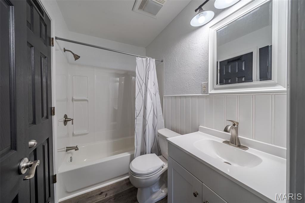 2640 Highway H Property Photo 14
