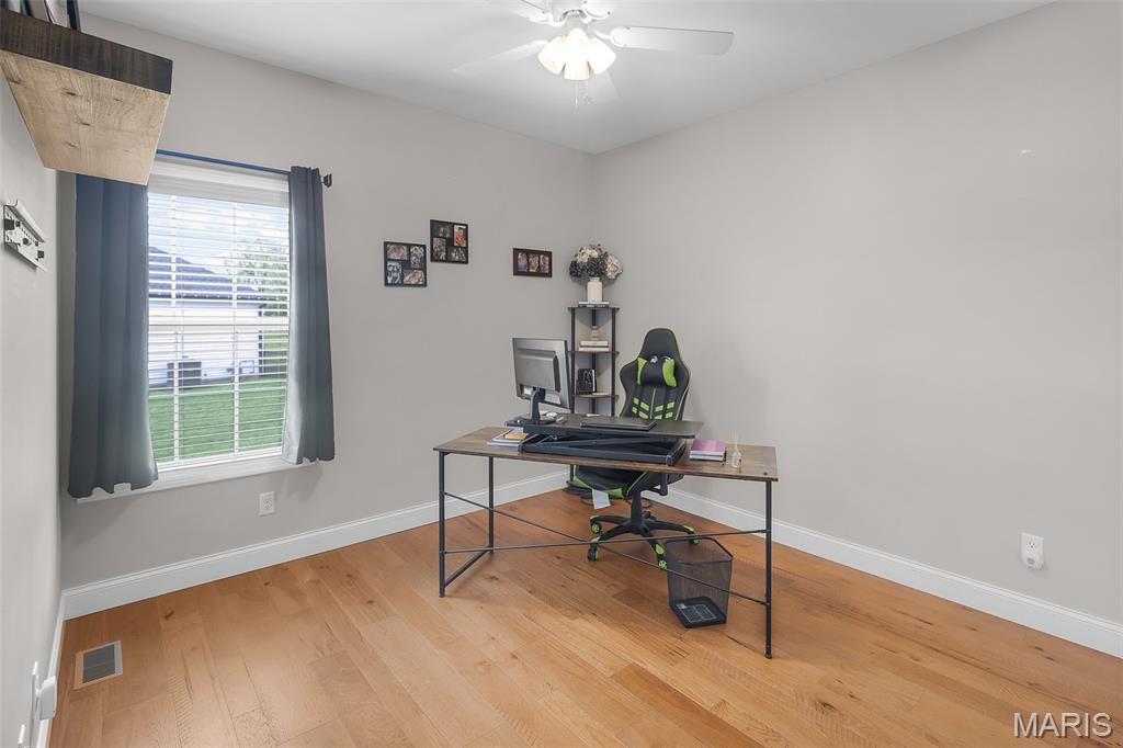 3040 Clear Spring Place Property Photo 18