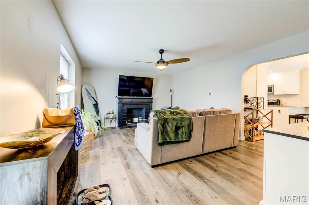 1106 Mona Drive Property Photo 4