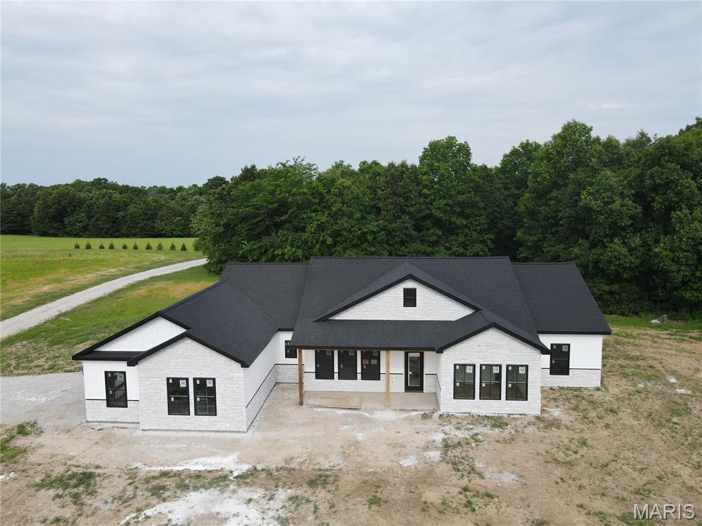 18805 Highway J Property Photo 1