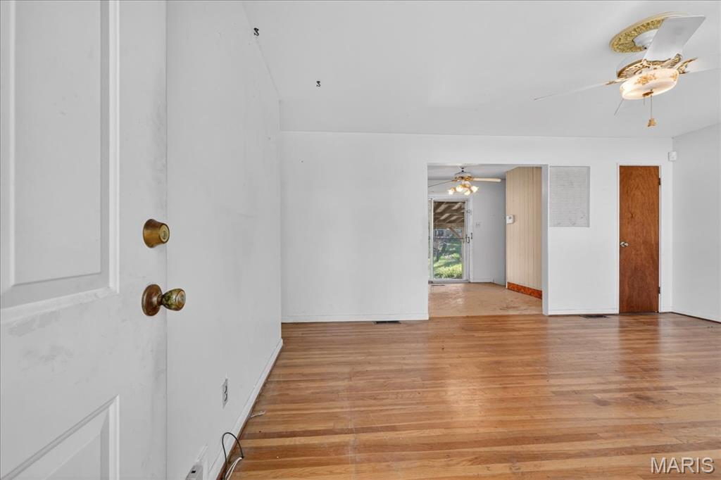 26021684 Property Photo 4
