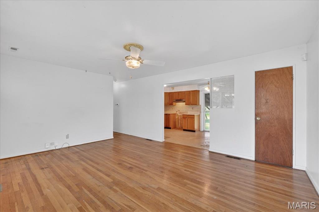 26021684 Property Photo 5