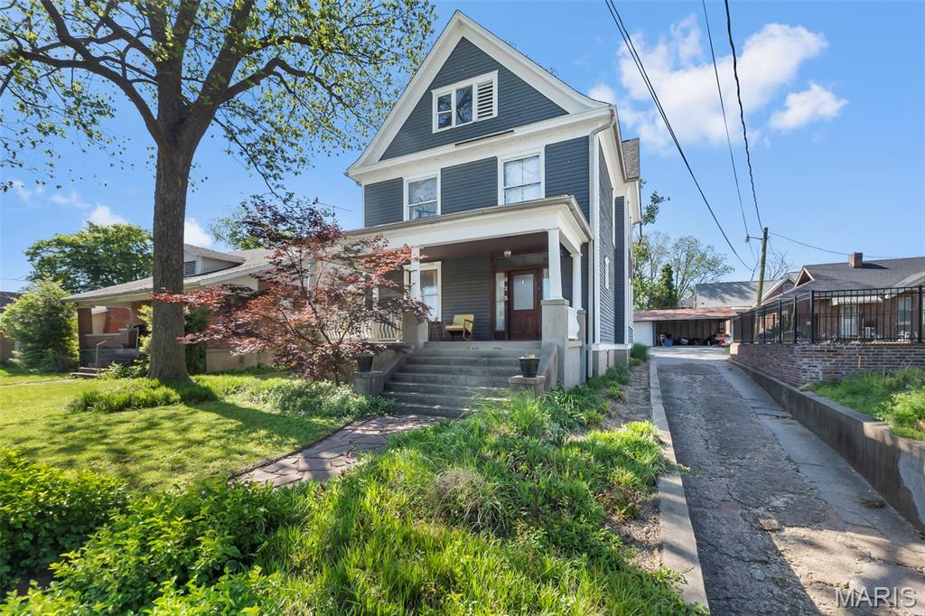 825 Merriwether Street Property Photo 1