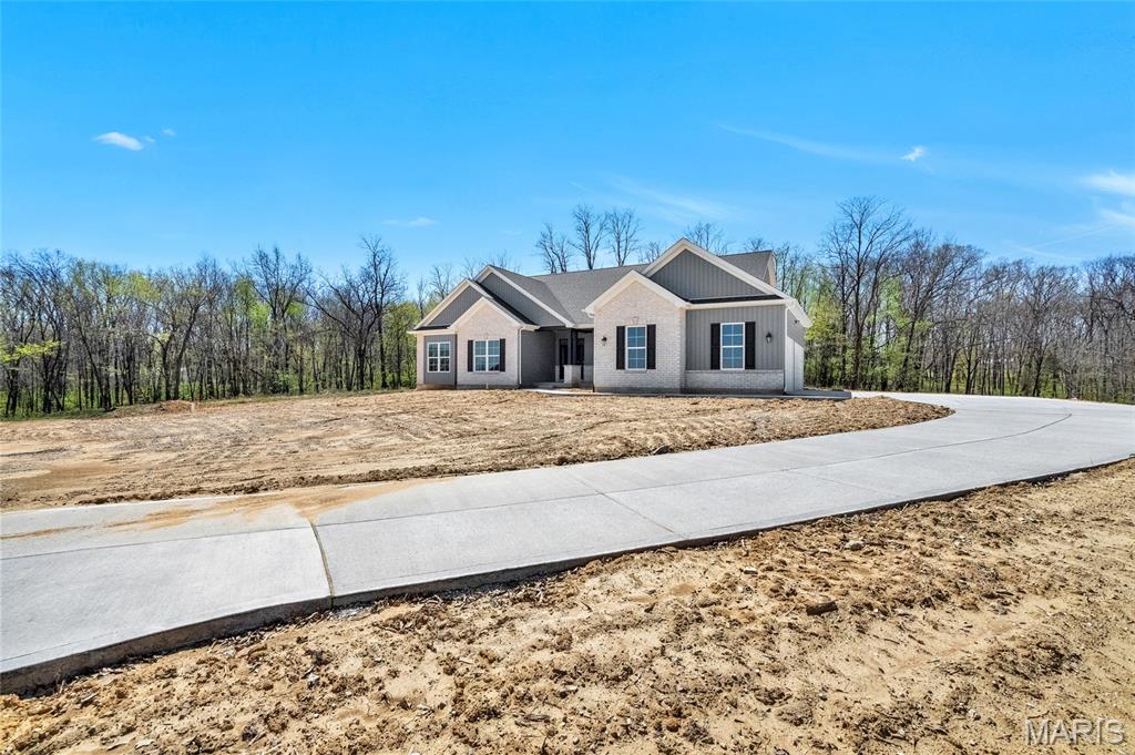 300 Schaper Estates Xing Property Photo 2