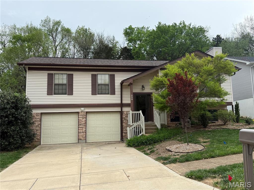 559 Vernal Hill Court Property Photo 1