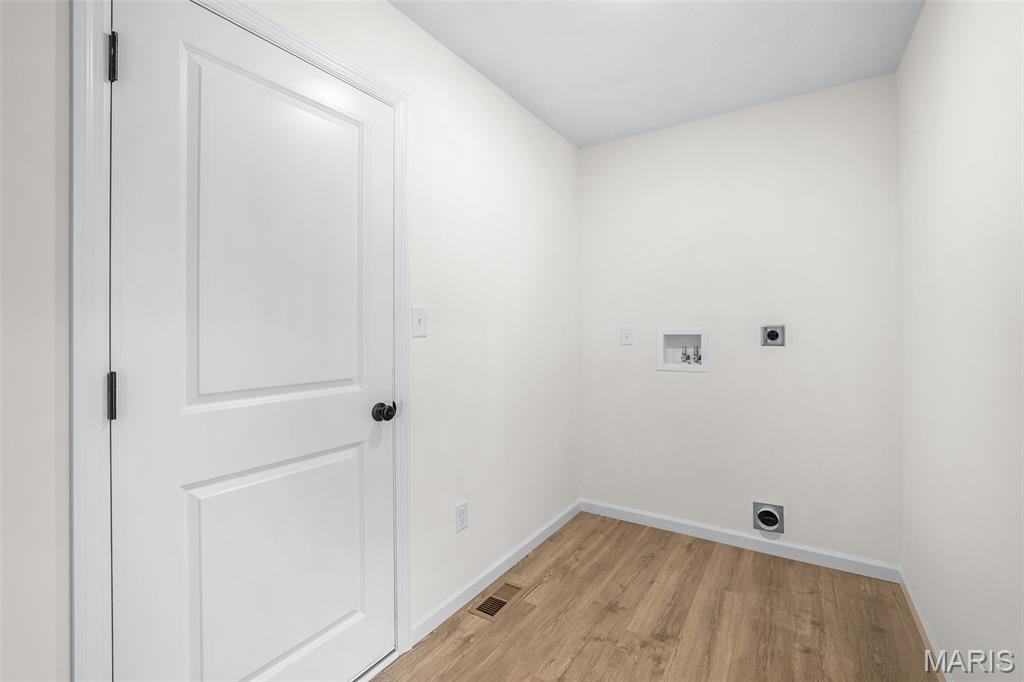 225 Heroes Way Property Photo 5