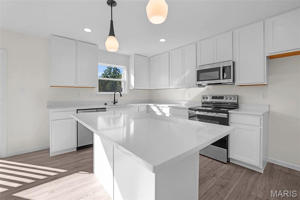 225 Heroes Way Property Photo 8