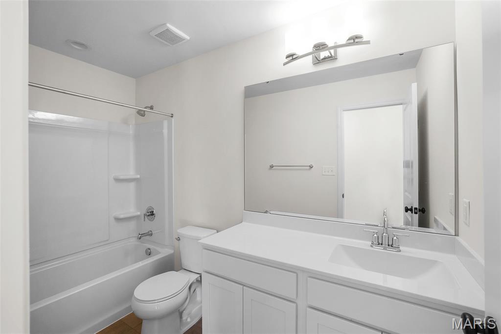 225 Heroes Way Property Photo 26