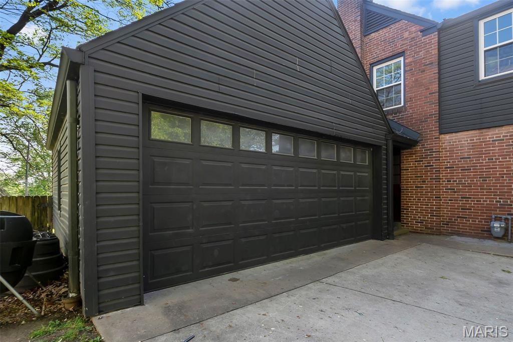 812 Alta Vista Drive Property Photo 5