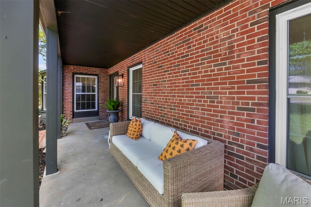 812 Alta Vista Drive Property Photo 11