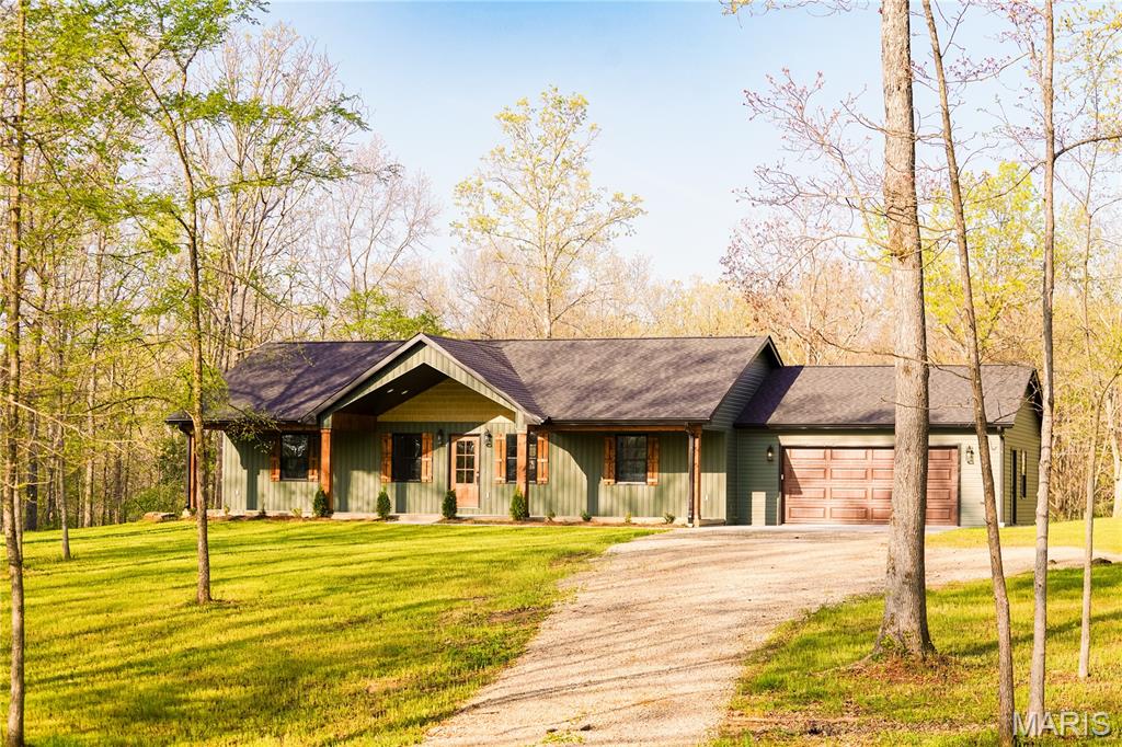 17097 State Highway H Property Photo 1