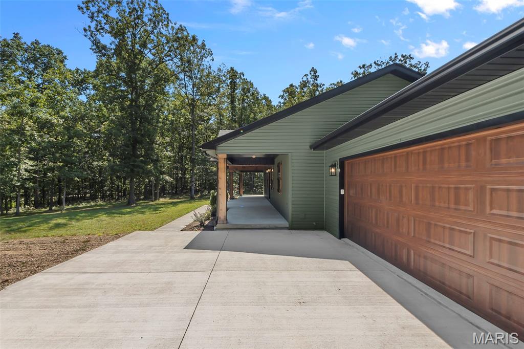 17097 State Highway H Property Photo 7