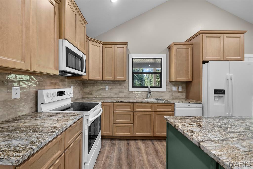 17097 State Highway H Property Photo 19