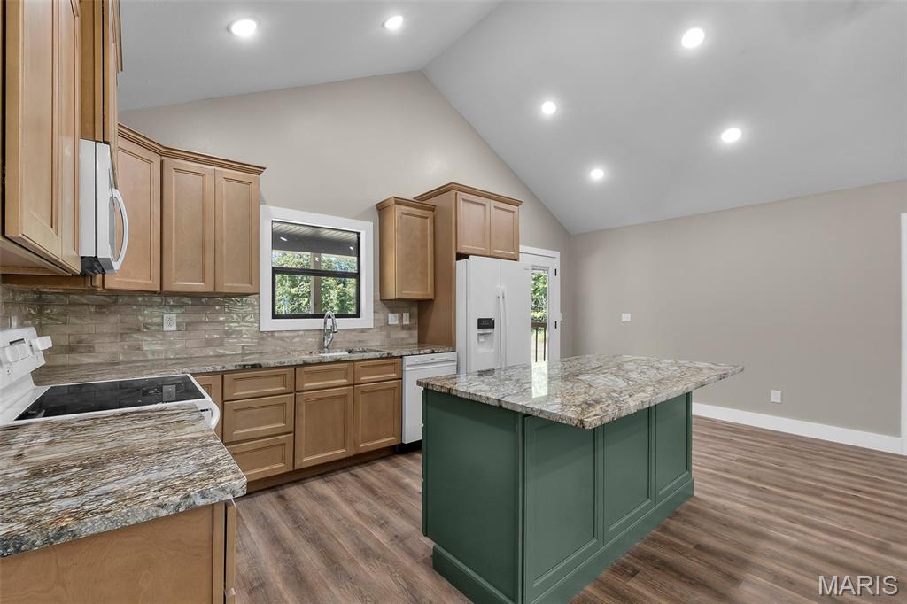 17097 State Highway H Property Photo 20