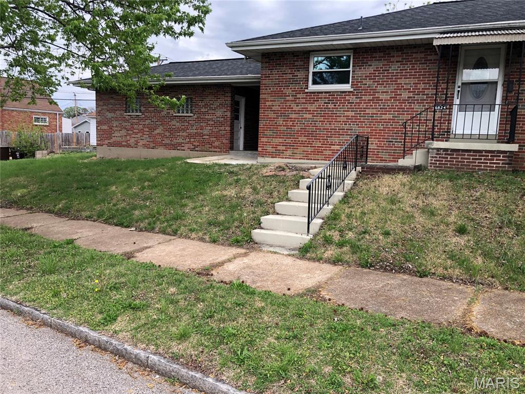 4337 Loughborough Avenue Property Photo 2
