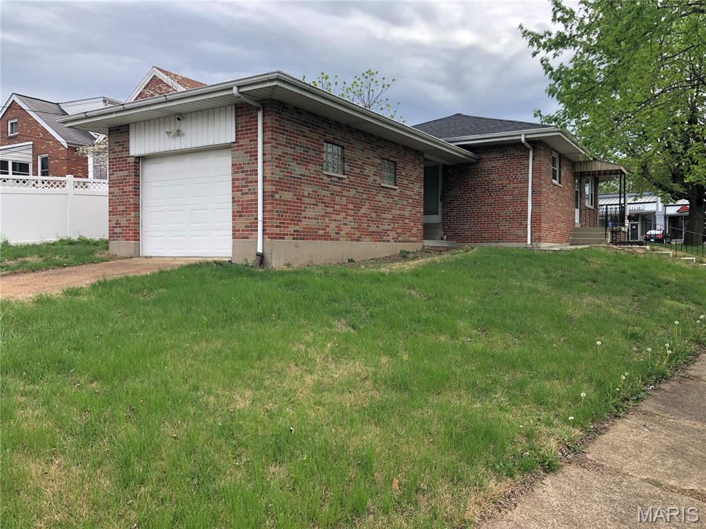 4337 Loughborough Avenue Property Photo 3