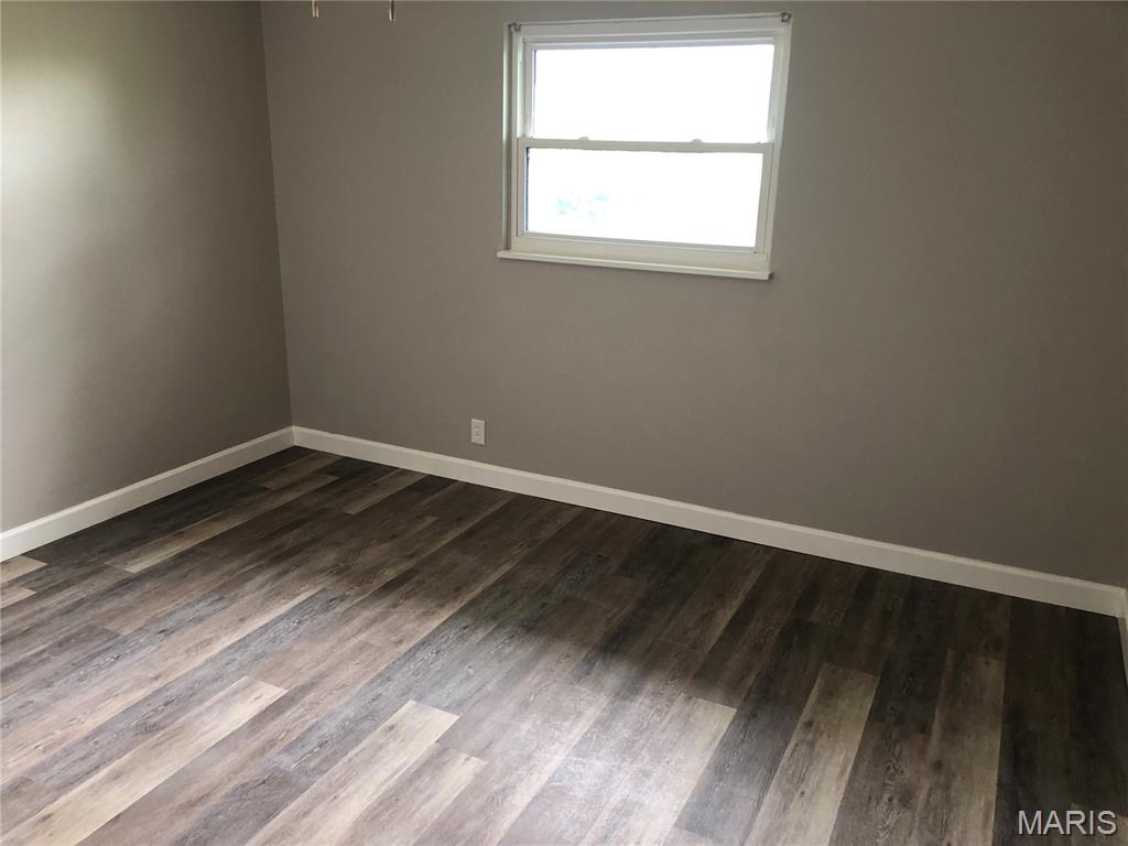 4337 Loughborough Avenue Property Photo 11