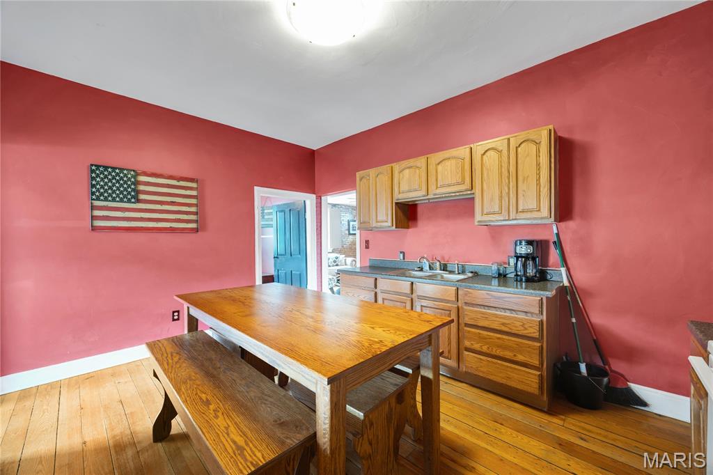 117 E 5th Street Property Photo 7