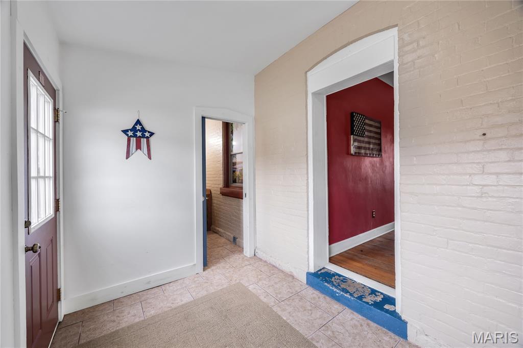 117 E 5th Street Property Photo 16