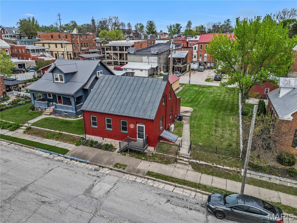 117 E 5th Street Property Photo 33