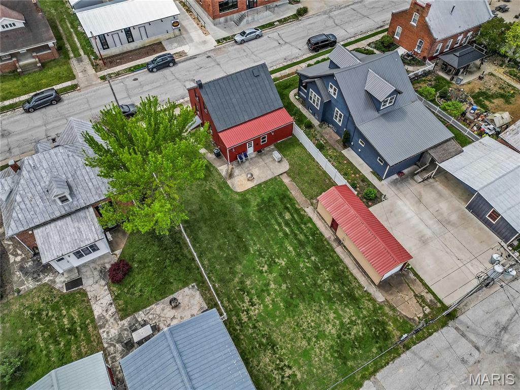 117 E 5th Street Property Photo 37