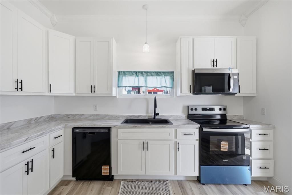 807-809 Meramec Station Road Property Photo 17