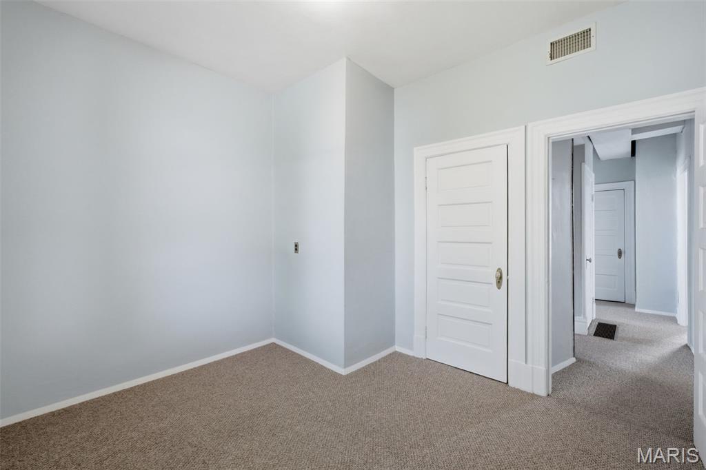 807-809 Meramec Station Road Property Photo 27