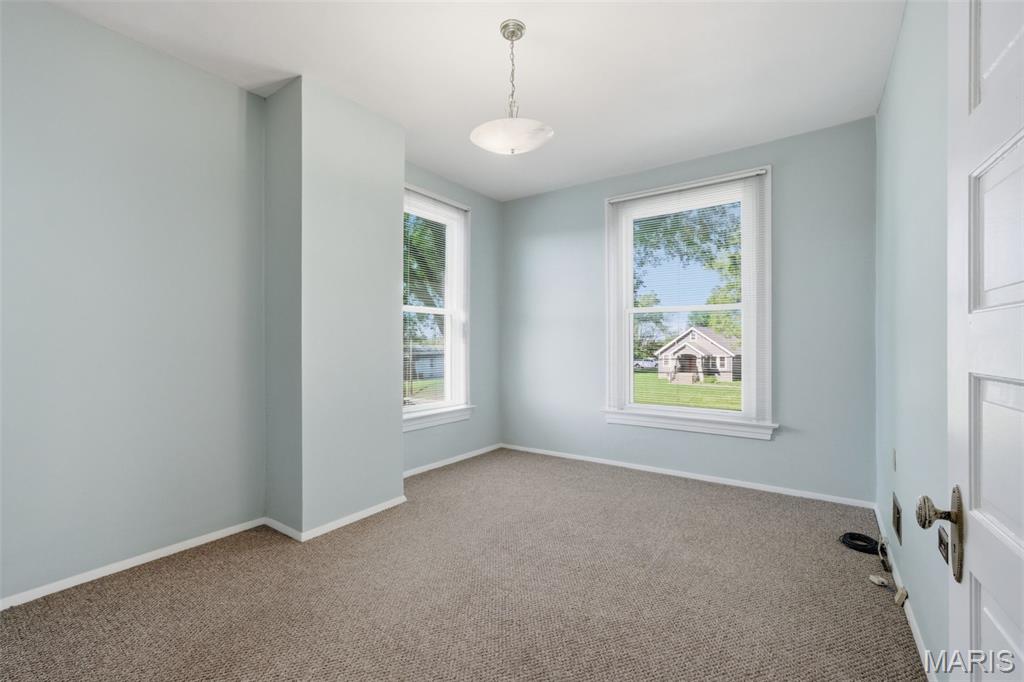 807-809 Meramec Station Road Property Photo 28