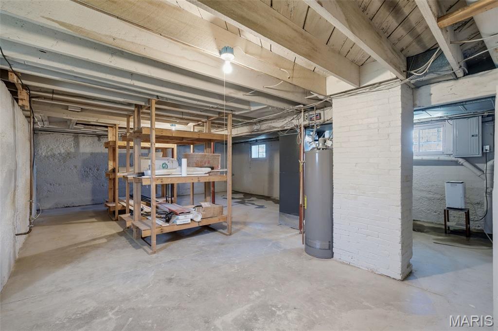 807-809 Meramec Station Road Property Photo 32