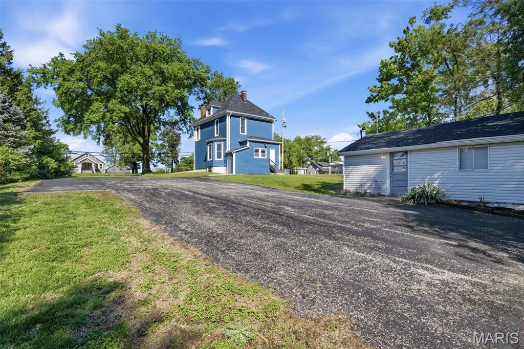 807-809 Meramec Station Road Property Photo 38