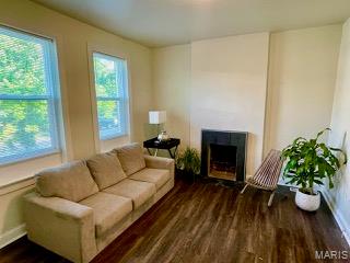 4537 S Compton Avenue Property Photo 2