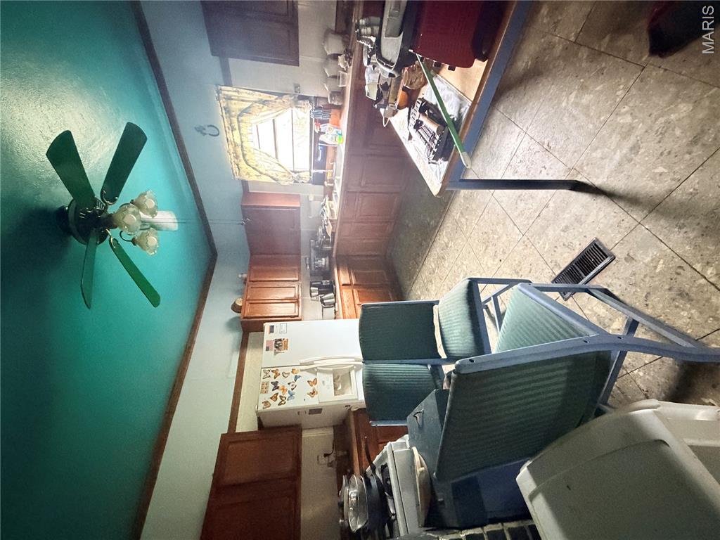 25274 S Lohman Road Property Photo 10